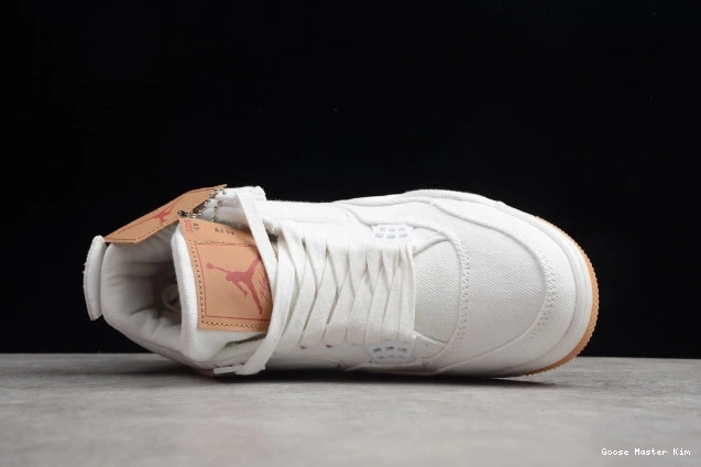 x Levi's AO2571-100 Jordan 'White' Air 4 0812